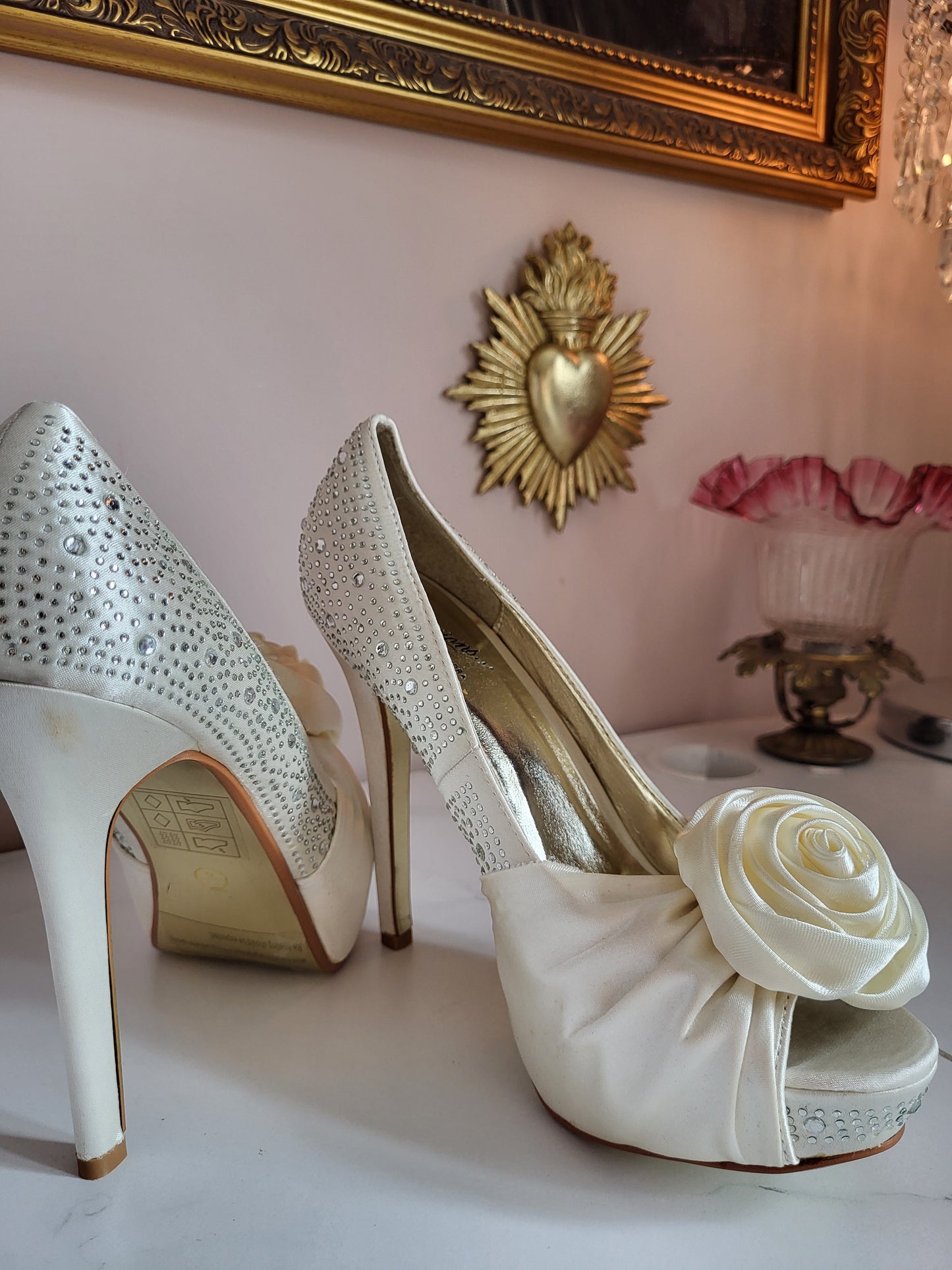 Cream Diamante Rose Detail Court Heels