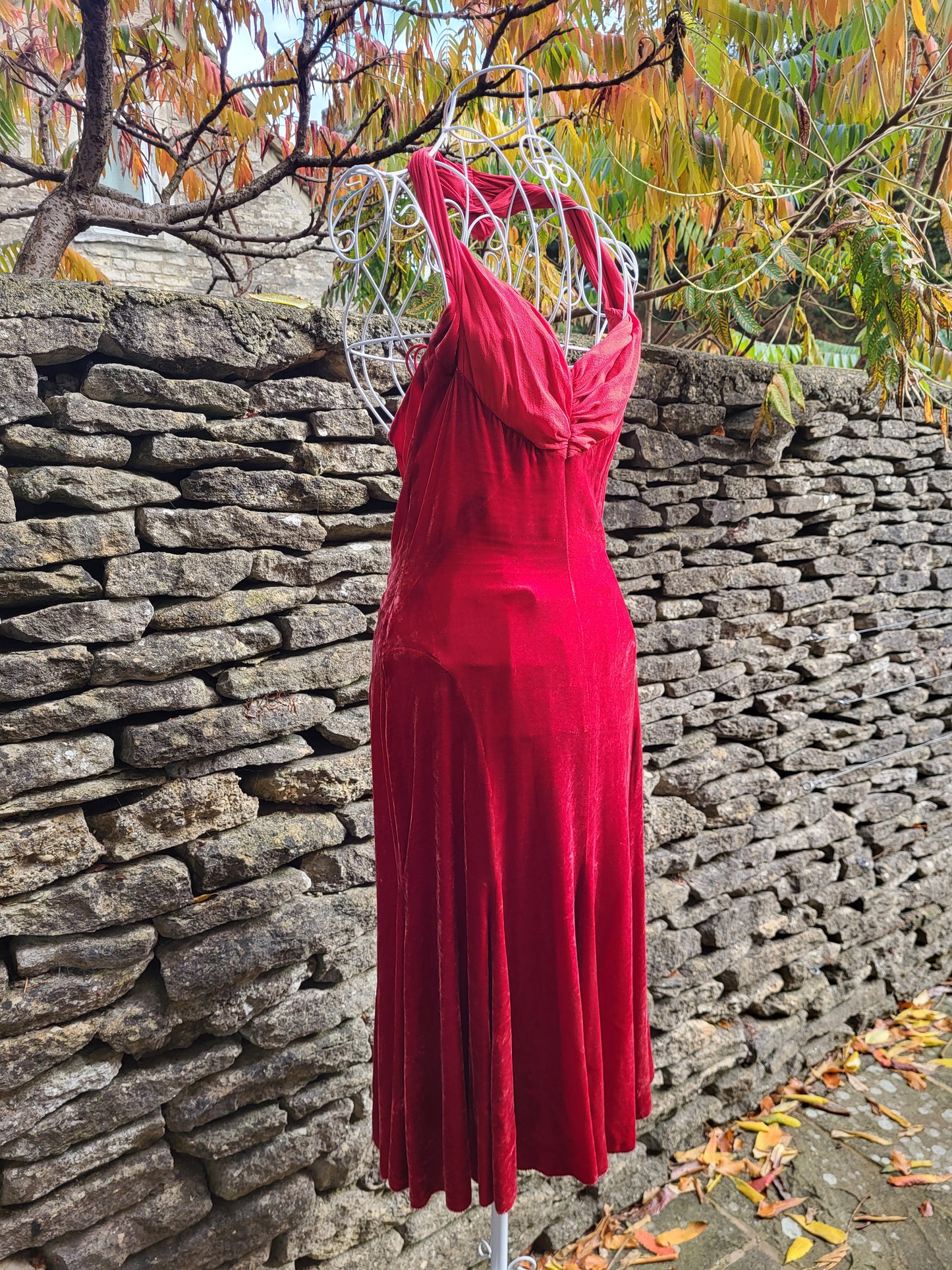 Amanda Wakeley Crimson Silk-Blend Halterneck Dress