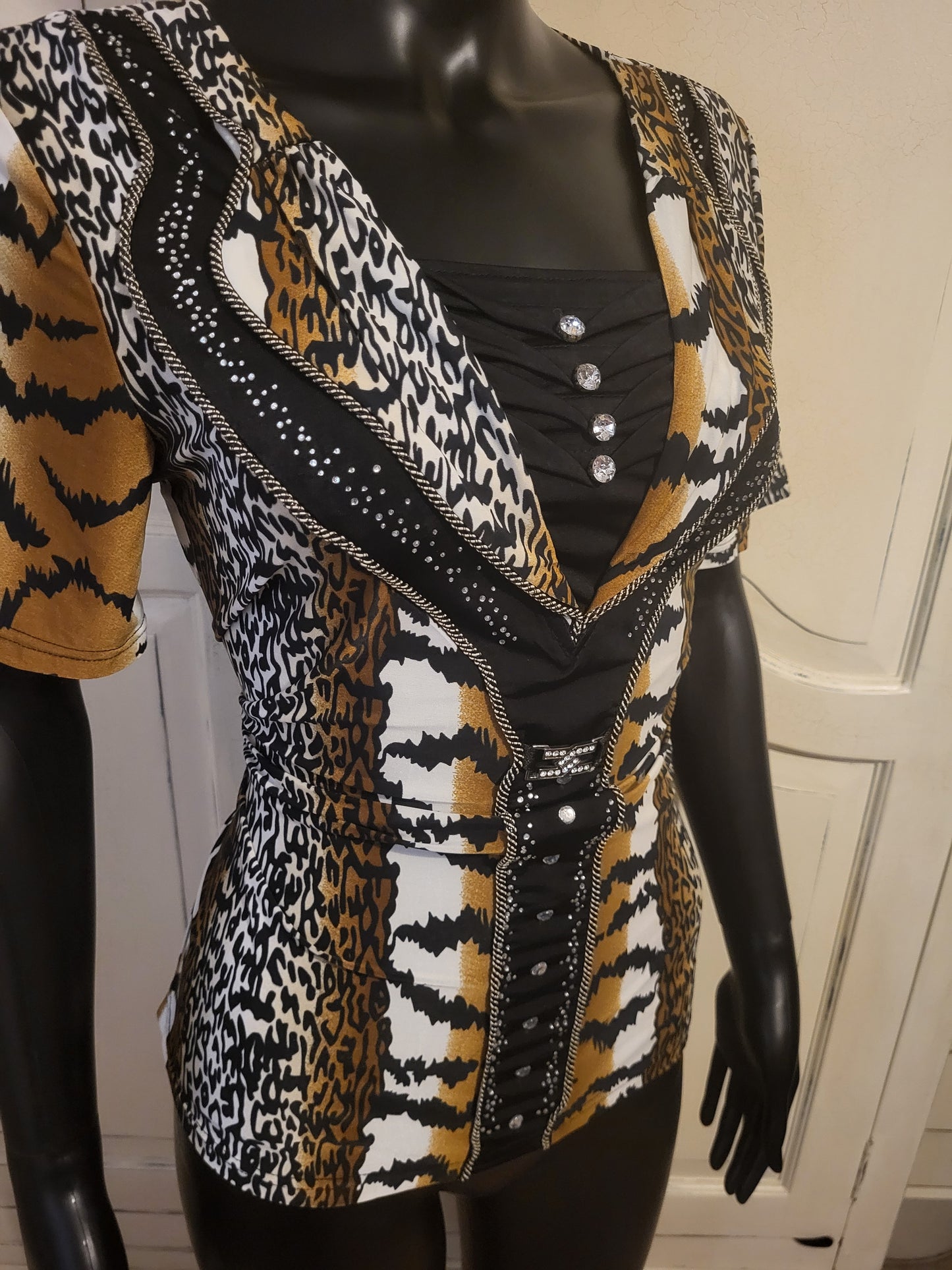 Aleny Animal Print & Stud Detail Stretch Top