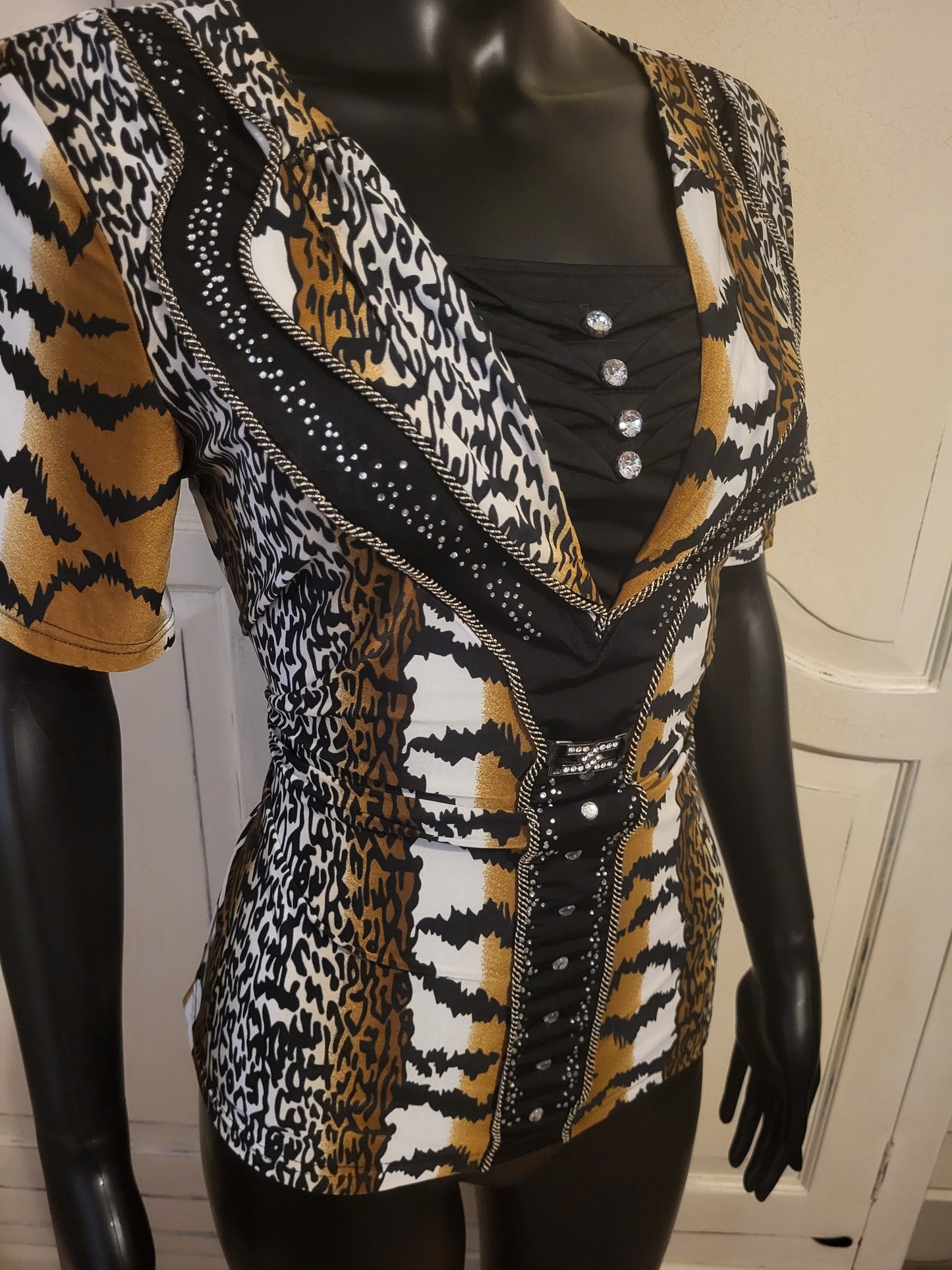 Aleny Animal Print & Stud Detail Stretch Top