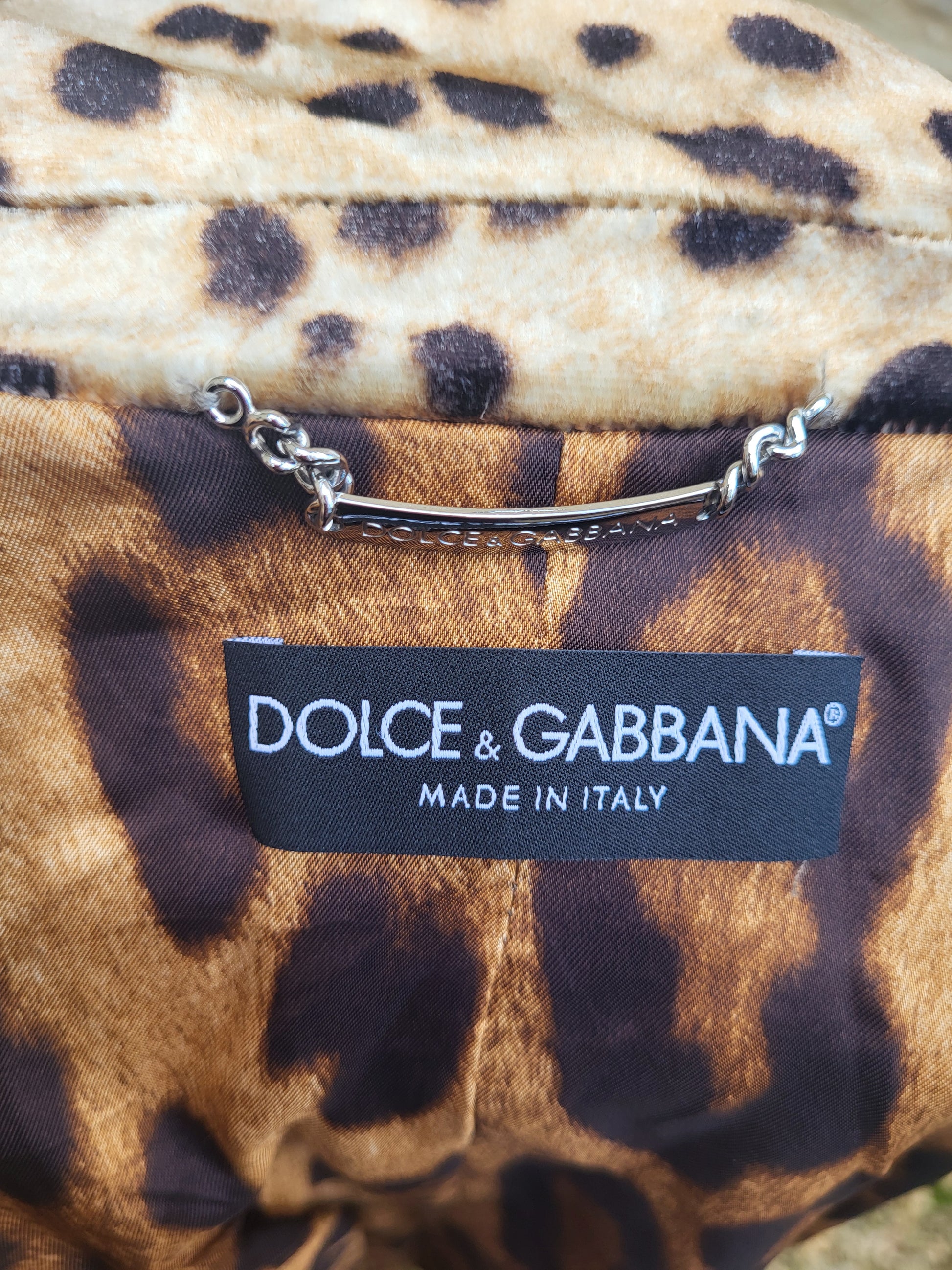 Dolce & Gabbana label on a leopard print fabric