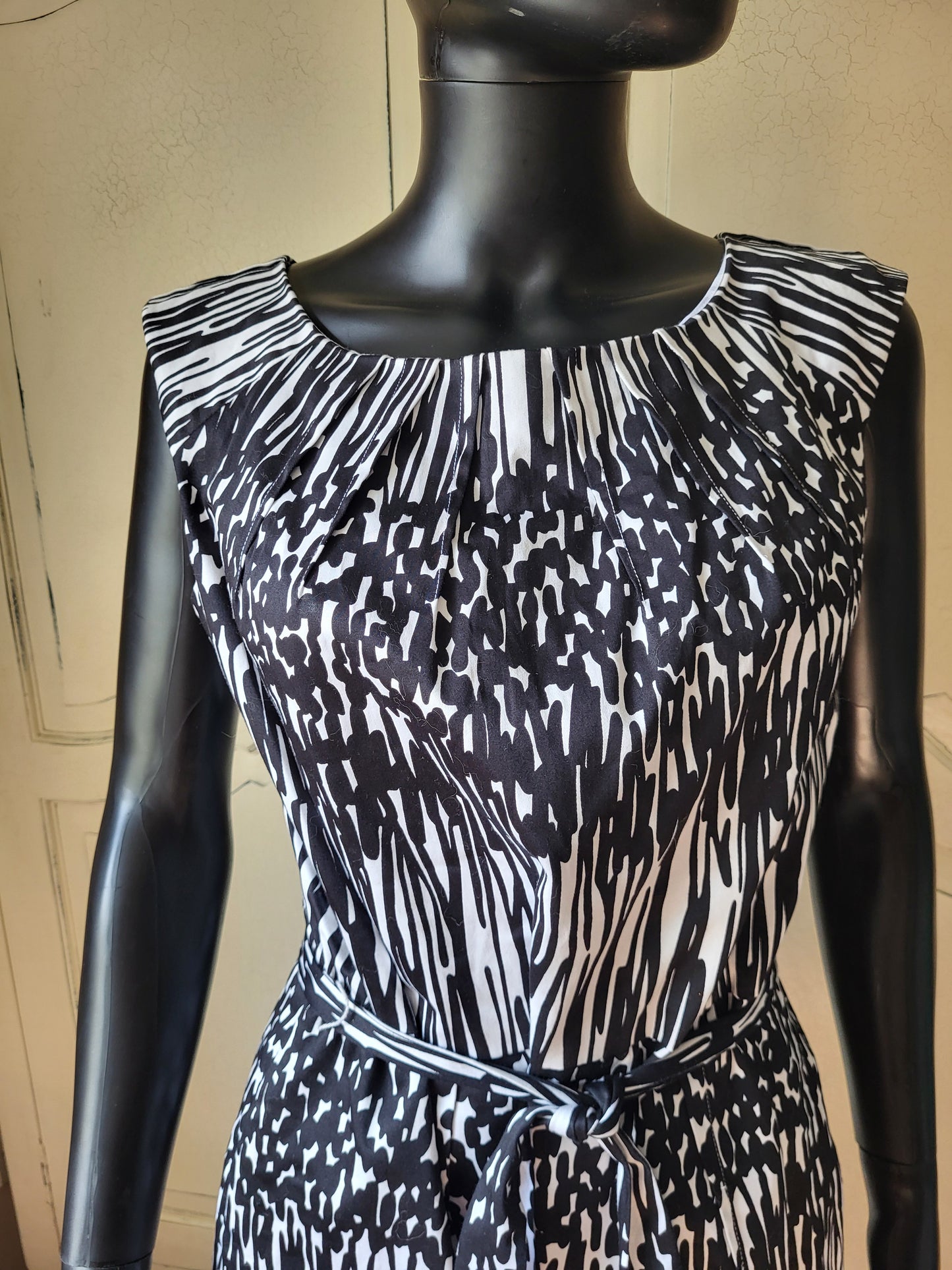 Calvin Klein Black and White Belted Shift Dress
