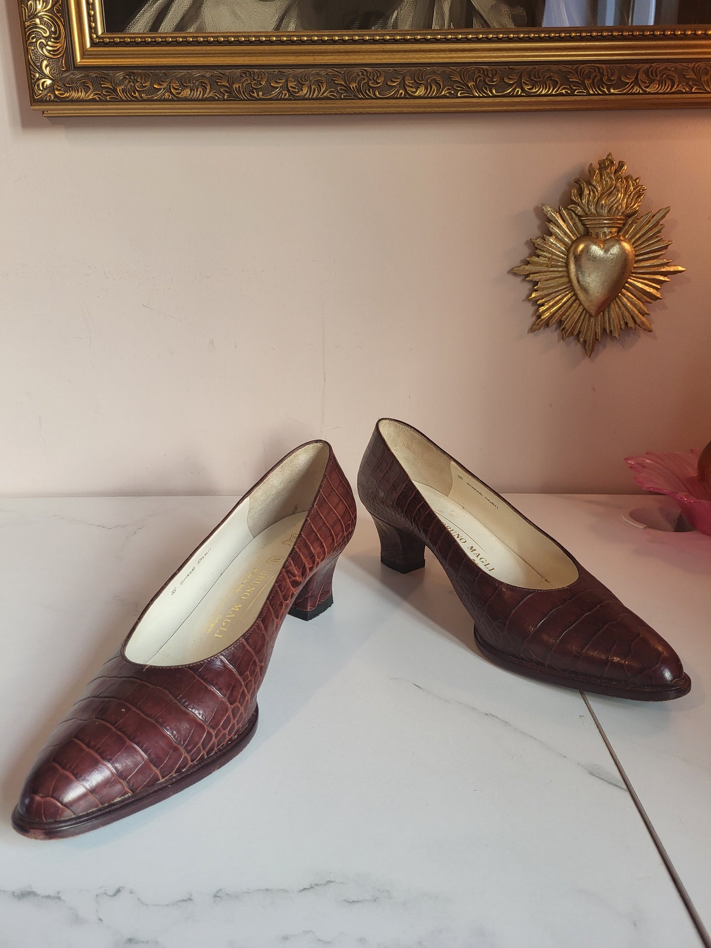Vintage Bruno Magli Brown Croc-Embossed Leather Court Heels