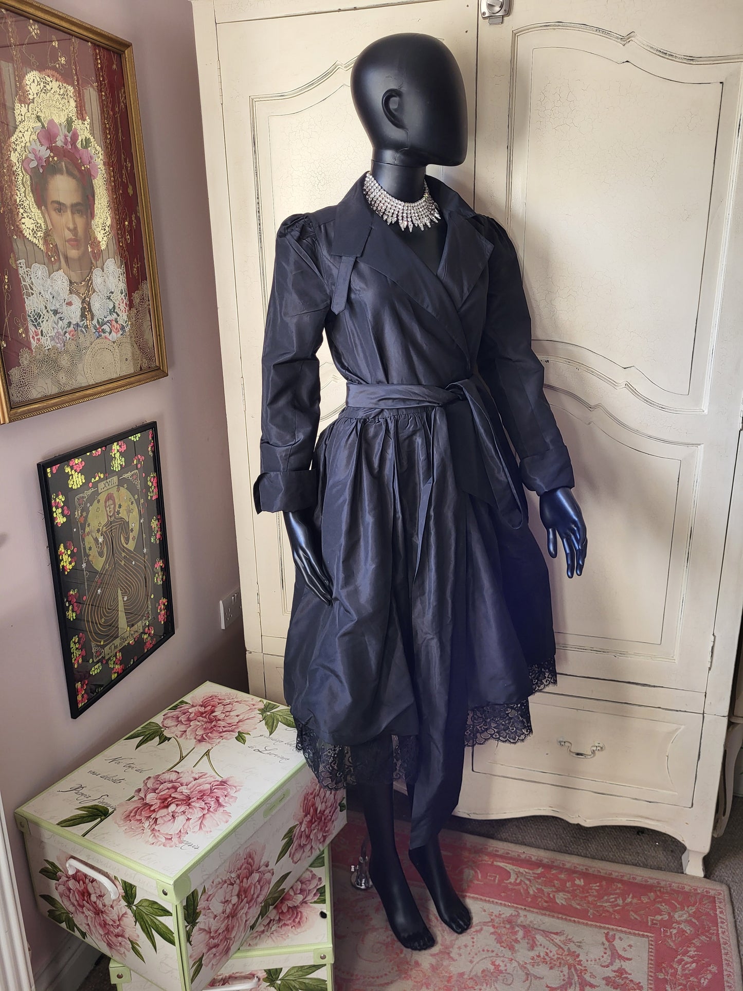 Vintage Diane Von Furstenberg 100% Silk Tulle Lined Shirt Dress