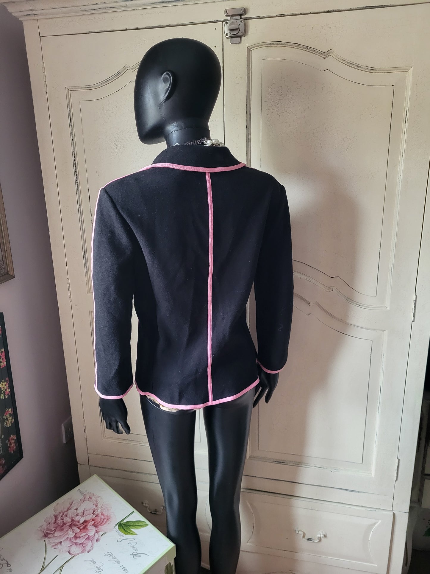 Jaeger Navy and Pink Blazer
