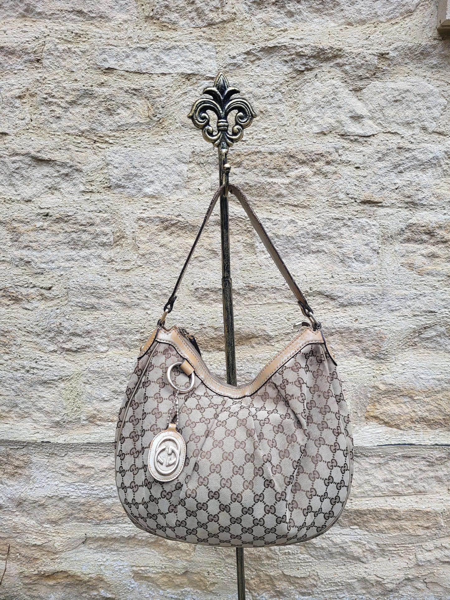 Vintage Gucci Sukey GG Monogram Hobo Bag