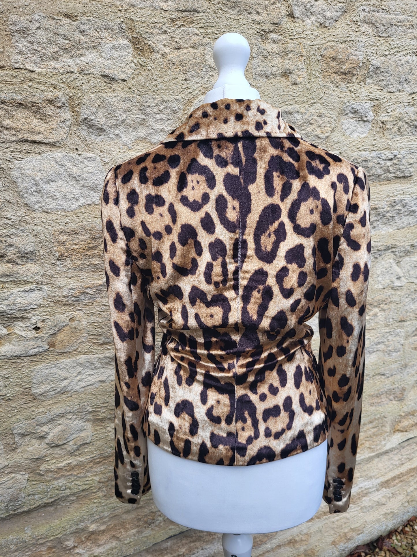 Dolce & Gabbana leopard print velvet blazer, luxury designer jacket