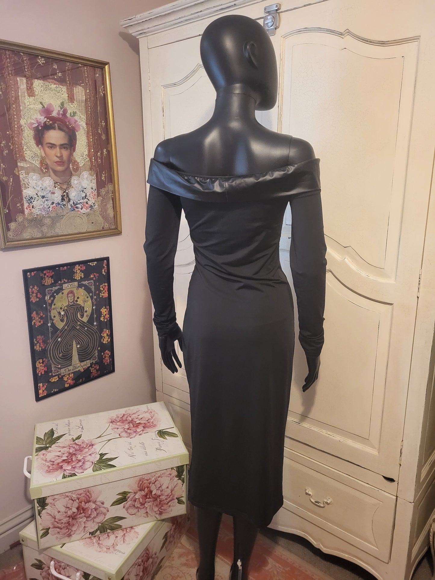Gothic Off-Shoulder Corset Detail Midi Dress