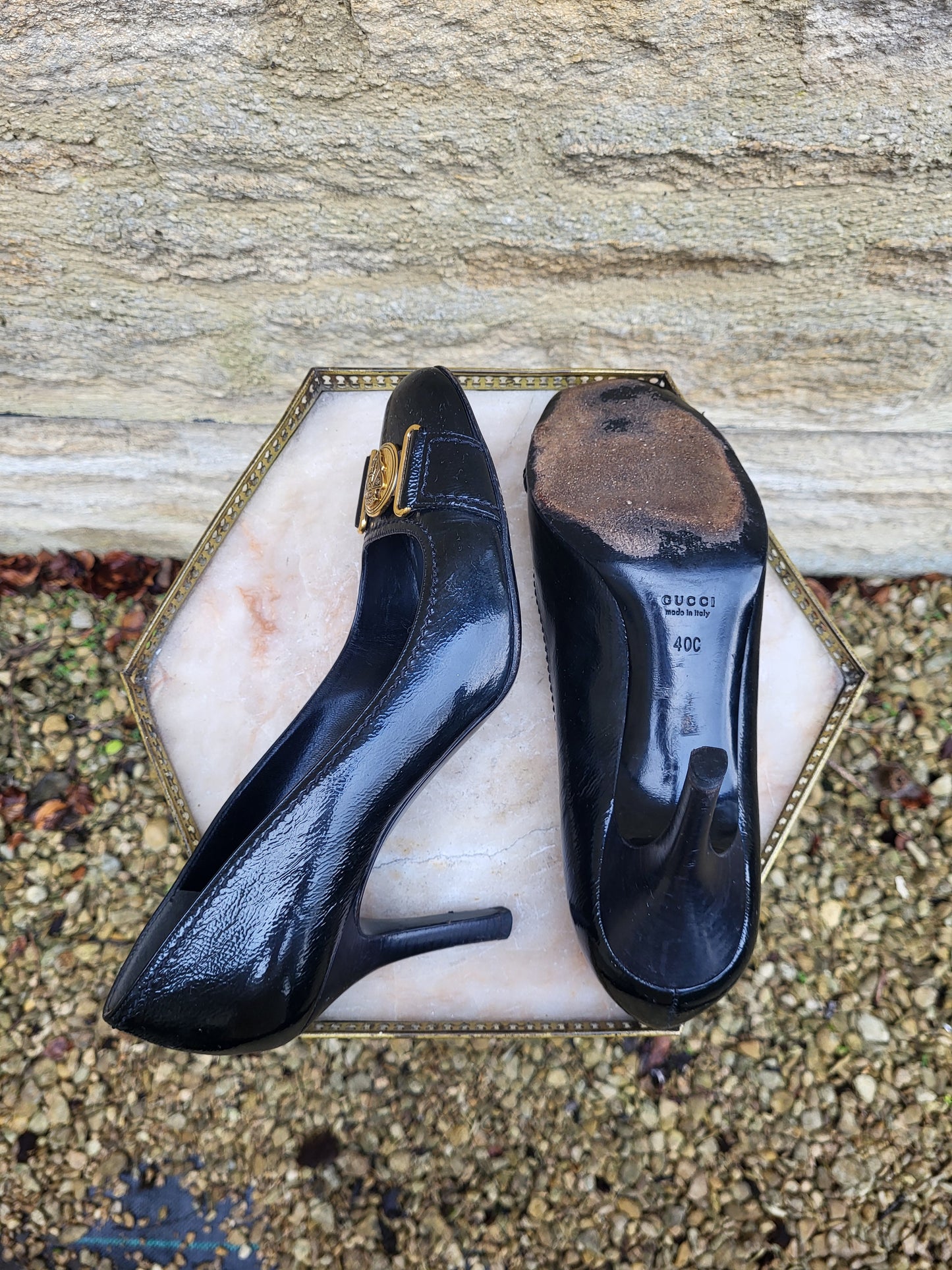 Vintage Gucci Black Patent Leather Emblem Heels