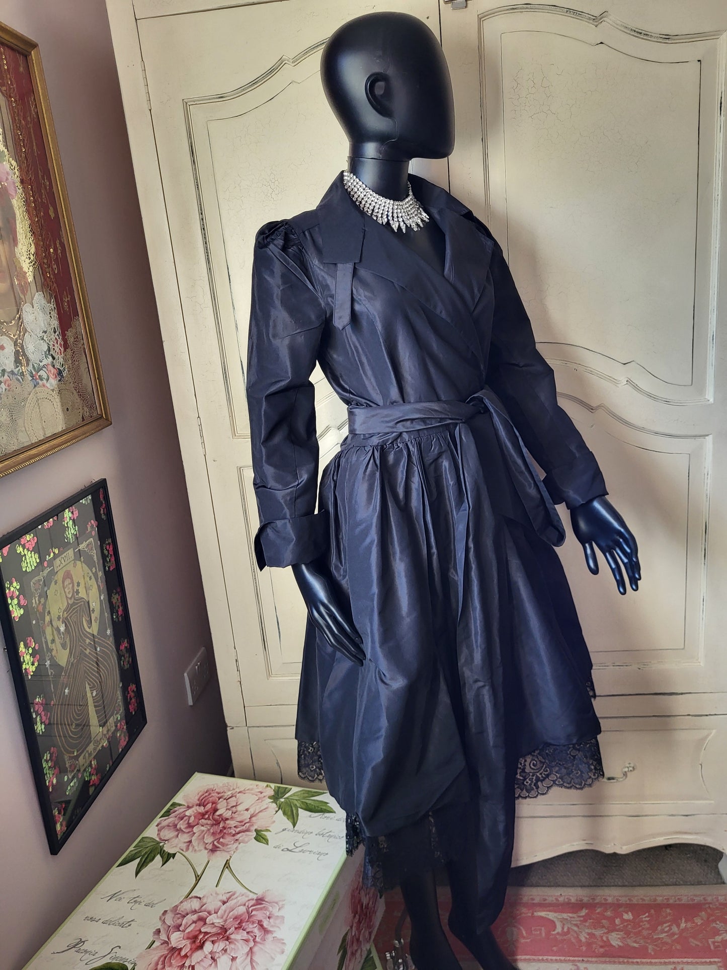 Vintage Diane Von Furstenberg 100% Silk Tulle Lined Shirt Dress