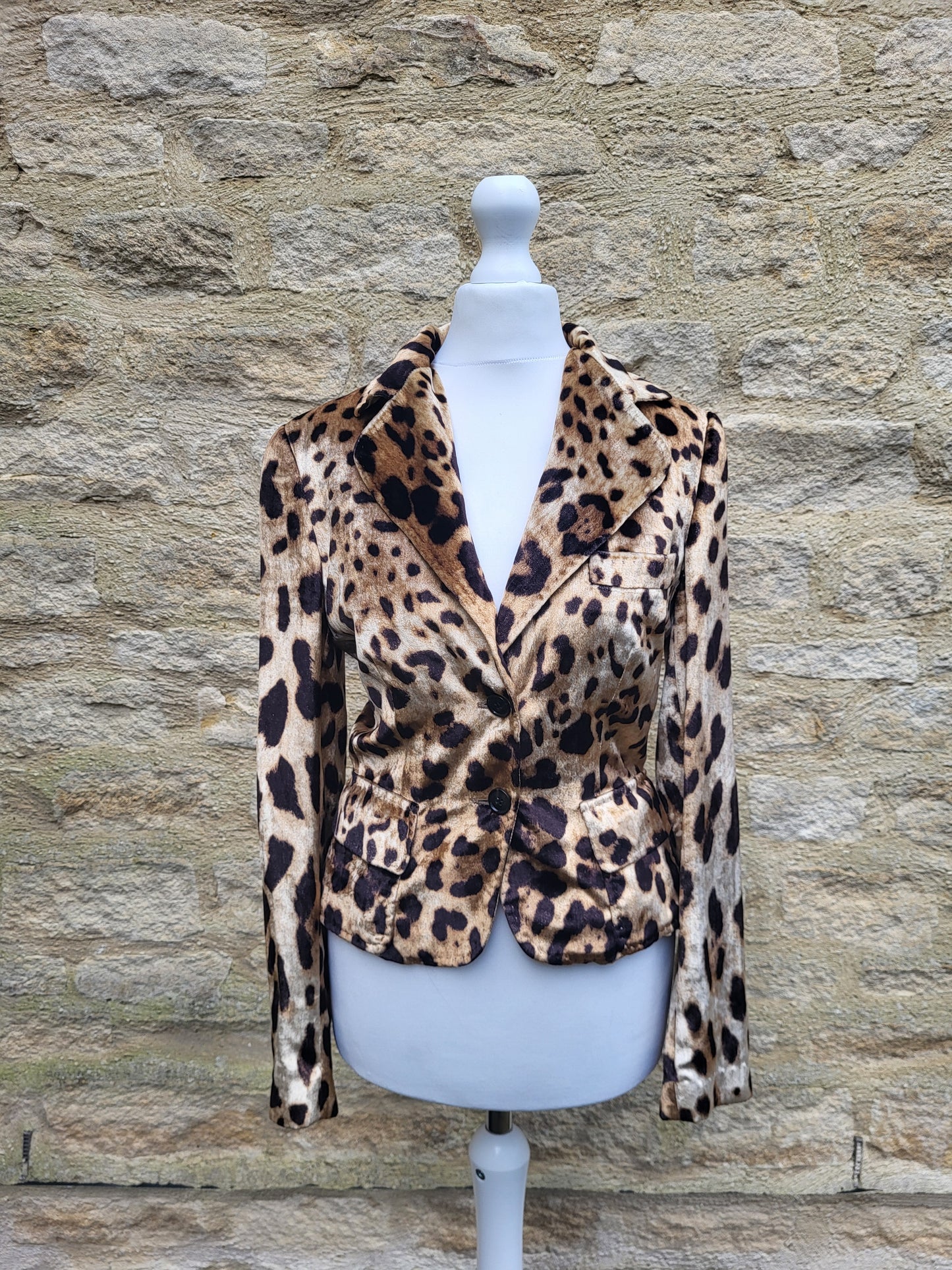 Dolce & Gabbana leopard print velvet blazer, luxury designer jacket