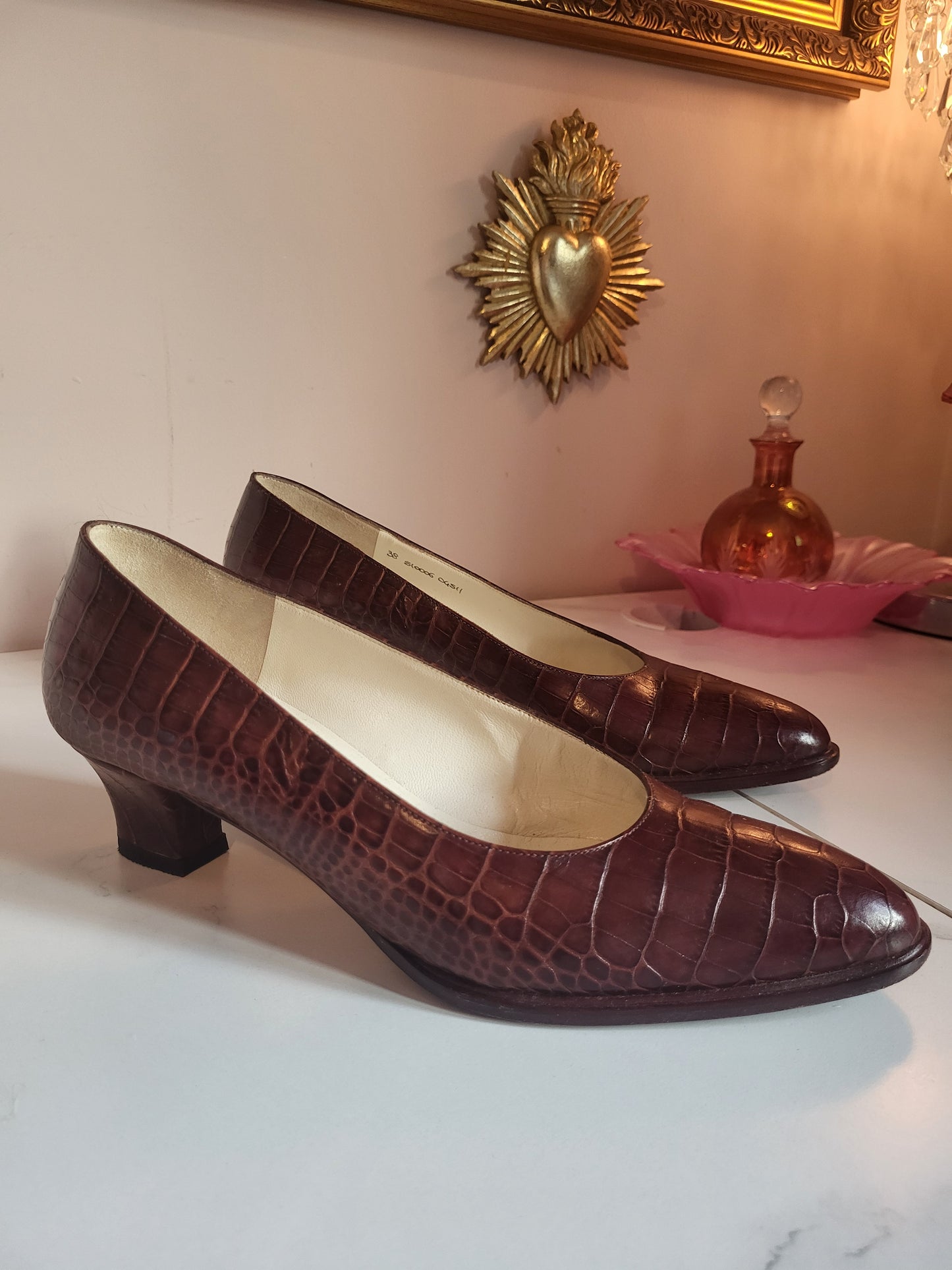 Vintage Bruno Magli Brown Croc-Embossed Leather Court Heels