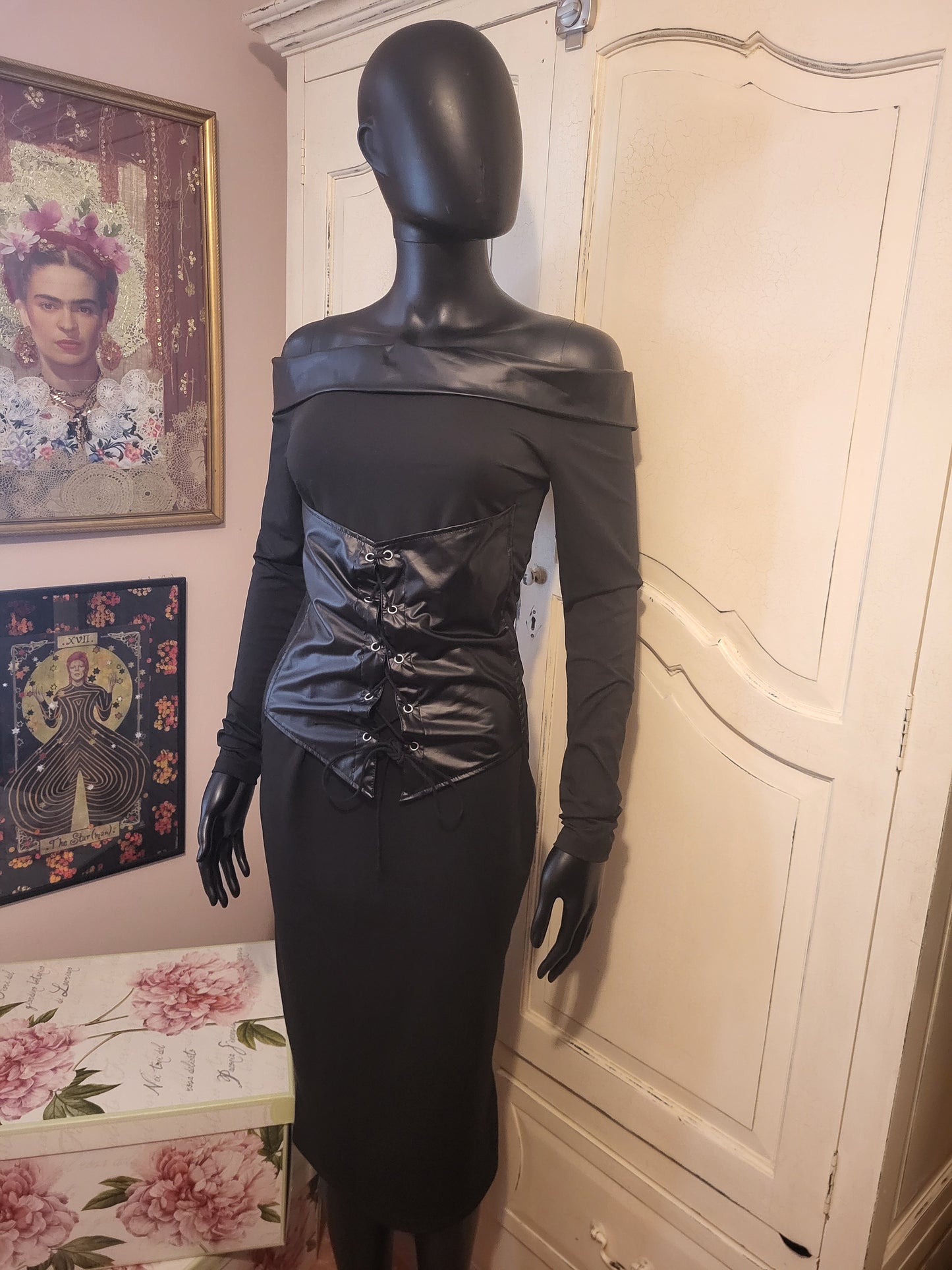 Gothic Off-Shoulder Corset Detail Midi Dress