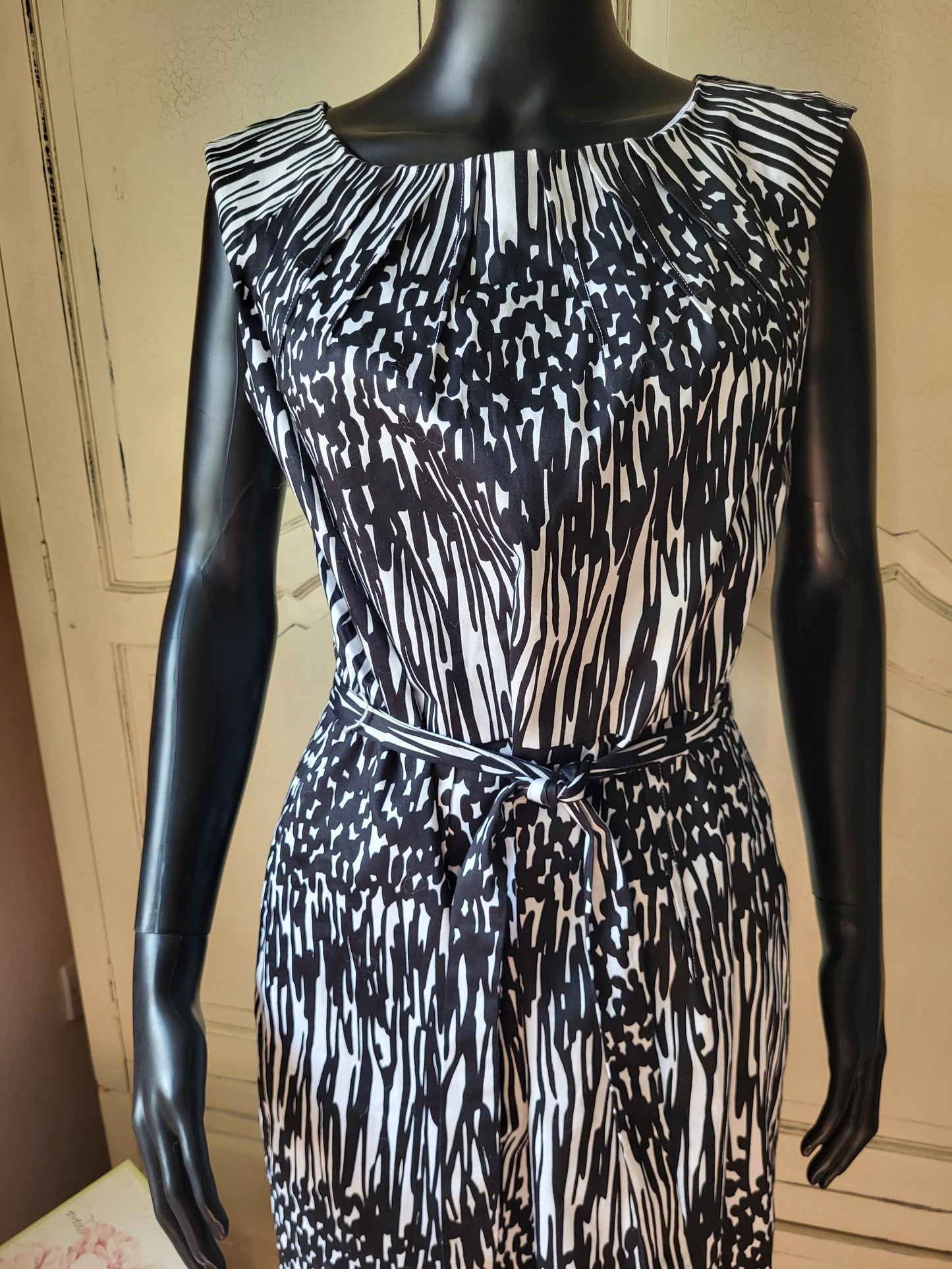 Calvin Klein Black and White Belted Shift Dress