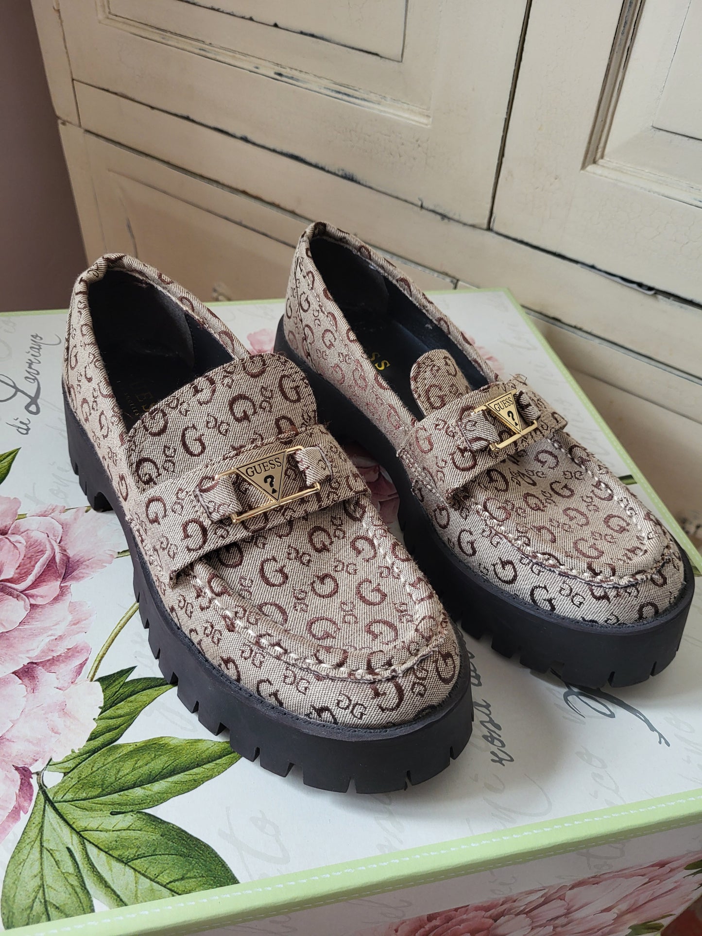 Guess Classic Platform Loafers