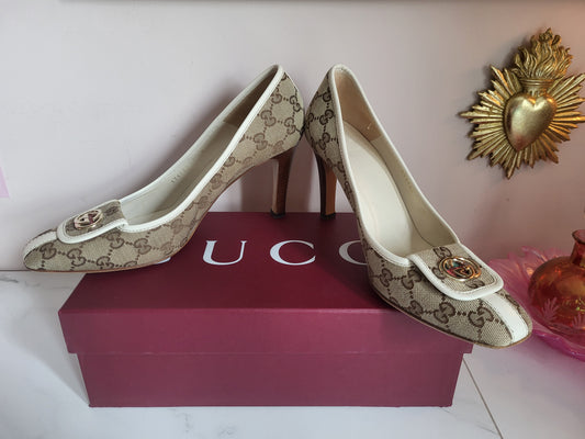 Gucci Classic Print Court Heels with Brass Emblems