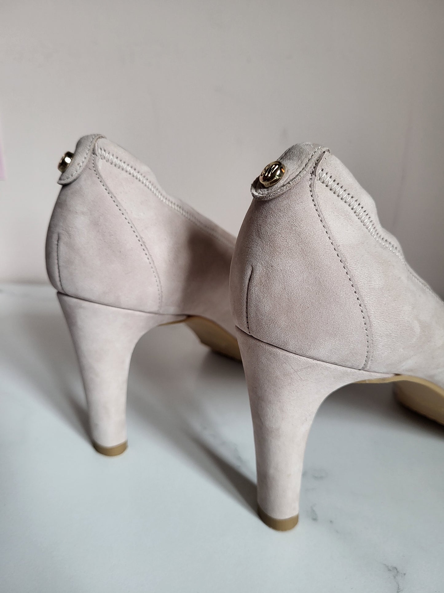 Stuart Weitzman Blush Pink Suede Court Heels