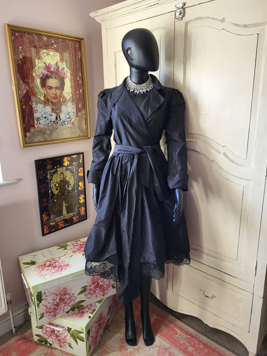 Vintage Diane Von Furstenberg 100% Silk Tulle Lined Shirt Dress