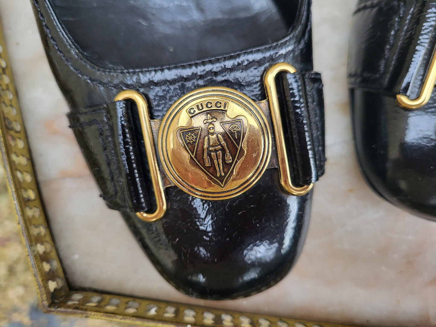 Vintage Gucci Black Patent Leather Emblem Heels